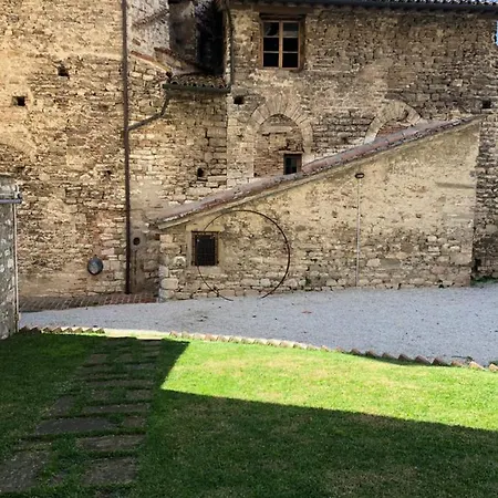 Rossovino Stone Loft *