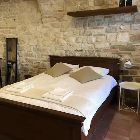 Apartment Rossovino Stone Loft *